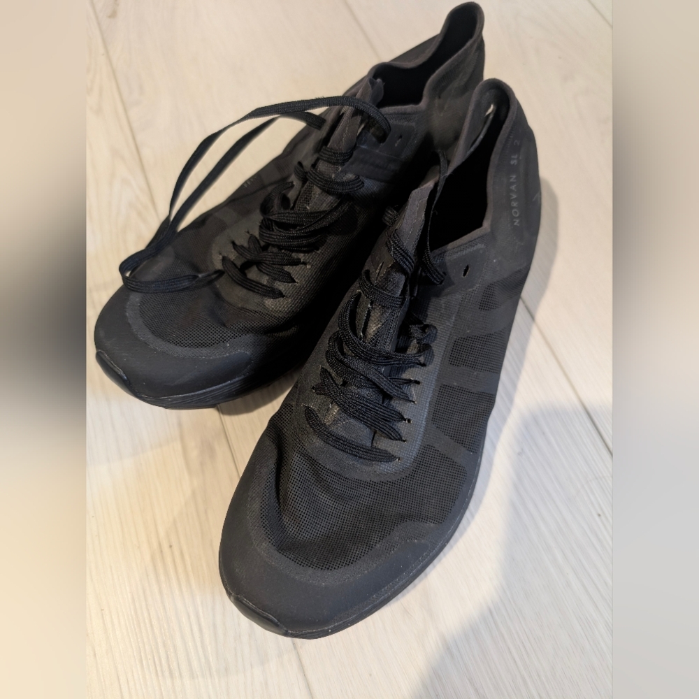 Arcteryx Sz 8.5 Women's Norvan SL2 Lightweight Gore-tex Mesh Trail Running Shoes